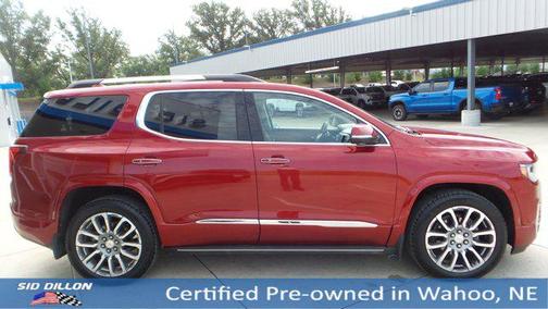 2023 GMC Acadia Denali