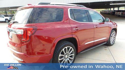 2023 GMC Acadia Denali