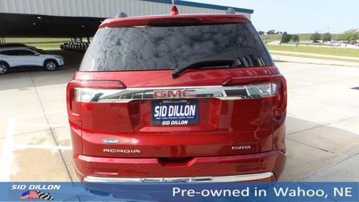2023 GMC Acadia Denali