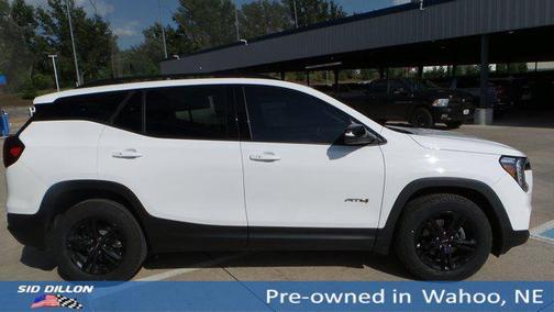 2023 GMC Terrain AWD AT4