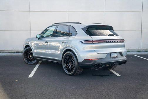 2025 Porsche Cayenne Cayenne