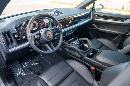 2025 Porsche Cayenne Cayenne