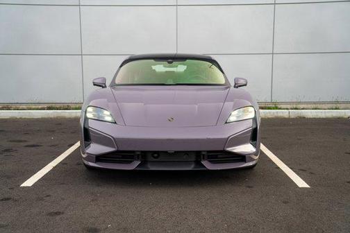 2025 Porsche Taycan Turbo