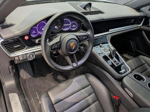 2023 Porsche Panamera Sport Turismo 4
