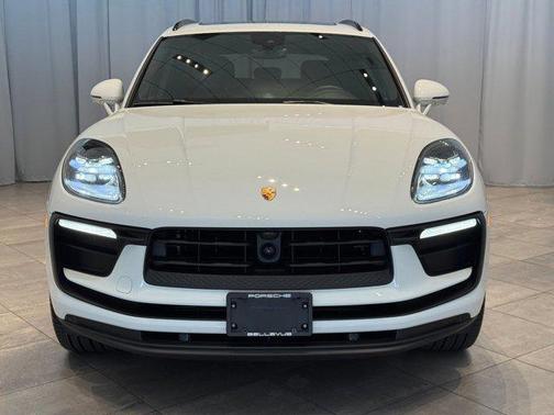 2024 Porsche Macan Base