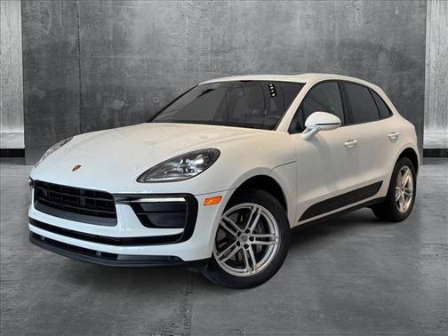2022 Porsche Macan Base
