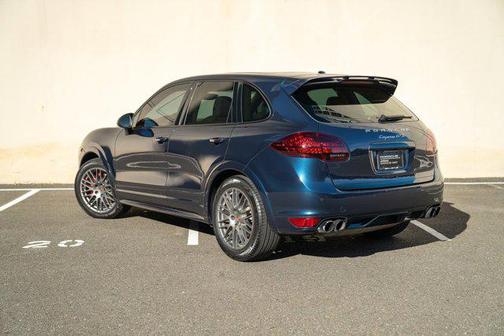 2014 Porsche Cayenne GTS