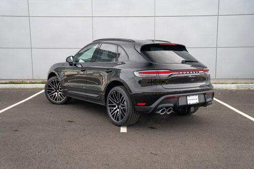 2026 Porsche Macan AWD
