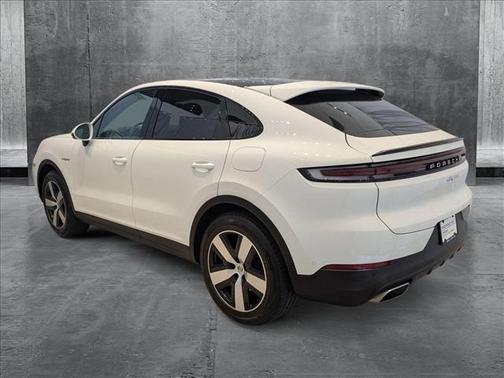 2025 Porsche Cayenne E-Hybrid S