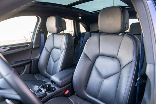 2024 Porsche Macan AWD