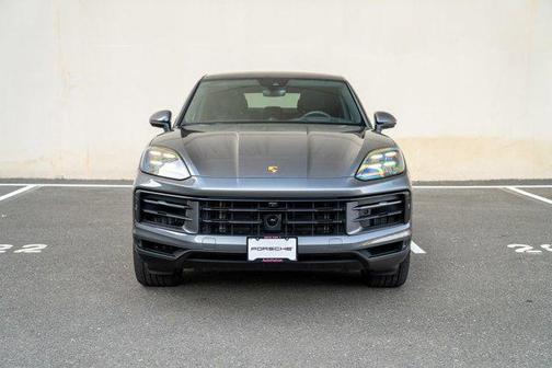 2025 Porsche Cayenne Coupe AWD