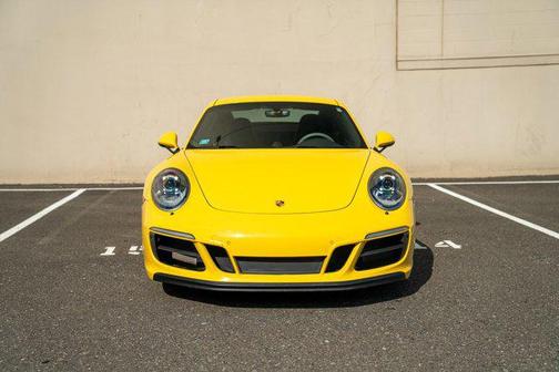2017 Porsche 911 Carrera GTS