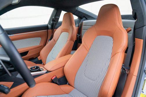 2024 Porsche 911 Turbo S
