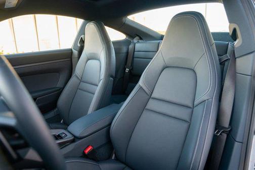 2024 Porsche 911 Carrera 4S