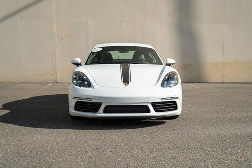 2025 Porsche 718 Cayman Style Edition