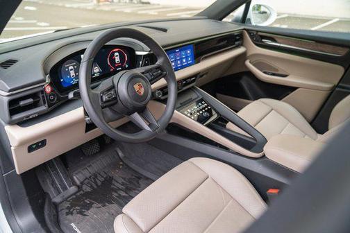 2025 Porsche Macan Electric