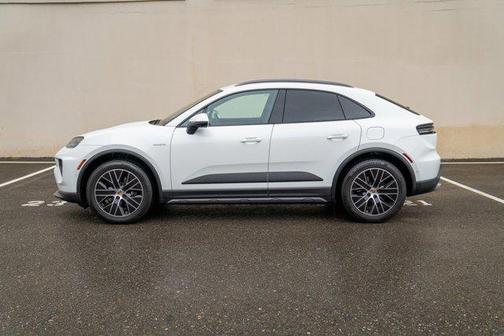 2025 Porsche Macan Electric