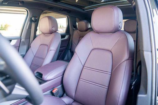 2025 Porsche Cayenne Cayenne