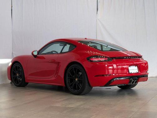 2025 Porsche 718 Cayman Style Edition