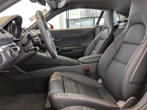 2025 Porsche 718 Cayman Style Edition