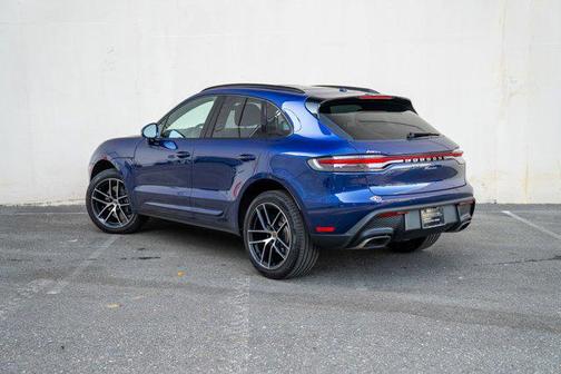 2024 Porsche Macan AWD