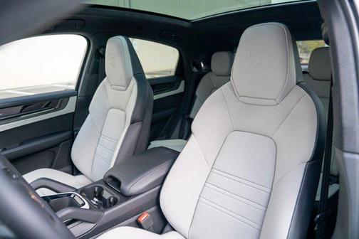 2026 Porsche Cayenne GTS