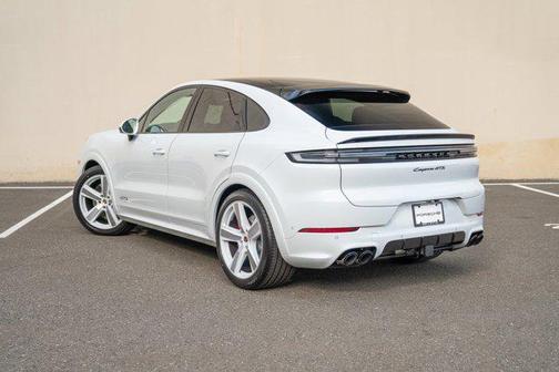 2026 Porsche Cayenne GTS