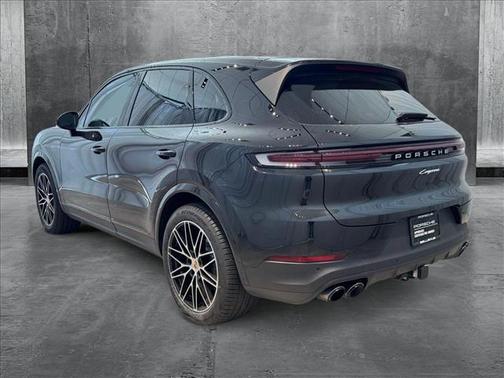 2024 Porsche Cayenne AWD