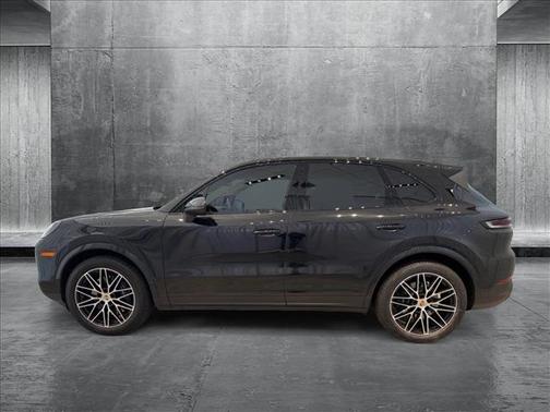 2024 Porsche Cayenne AWD