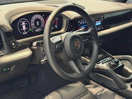 2024 Porsche Cayenne AWD