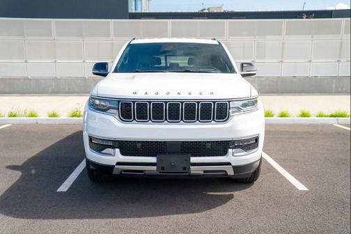 Bright White Clearcoat 2023 Jeep Wagoneer L Series III 4x4
