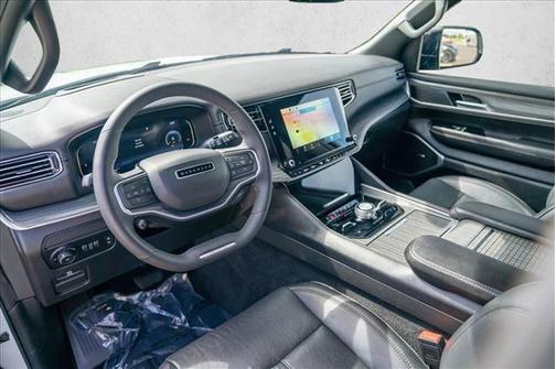 Bright White Clearcoat 2023 Jeep Wagoneer L Series III 4x4
