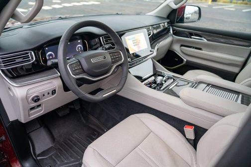 2022 Jeep Wagoneer Series III 4x4