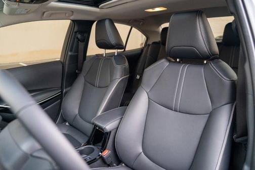 2025 Toyota Corolla Hybrid XLE