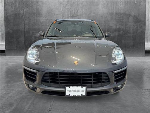 2017 Porsche Macan Base