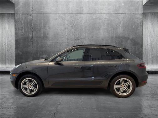 2017 Porsche Macan Base
