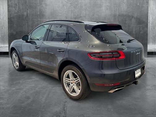 2017 Porsche Macan Base
