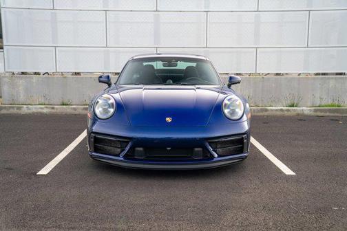 2024 Porsche 911 Carrera GTS