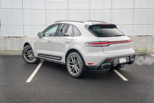2025 Porsche Macan T