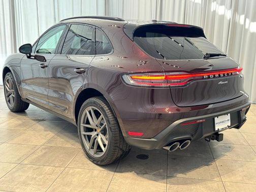 2025 Porsche Macan AWD