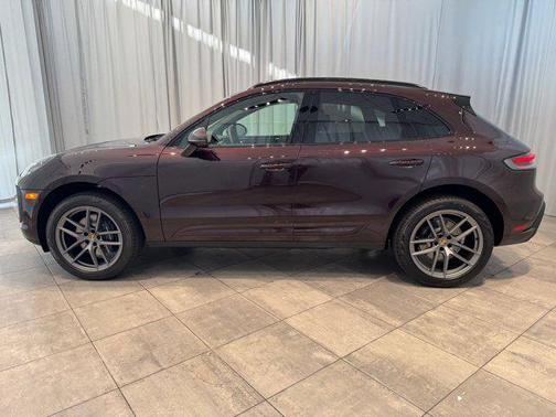 2025 Porsche Macan AWD