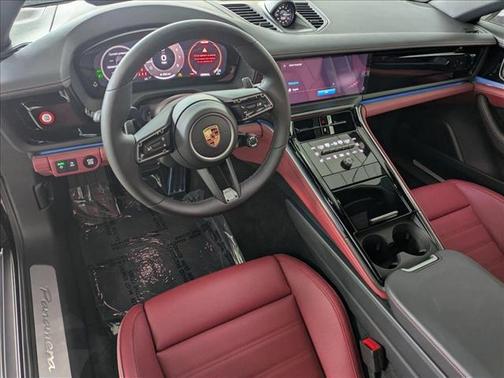 2024 Porsche Panamera RWD