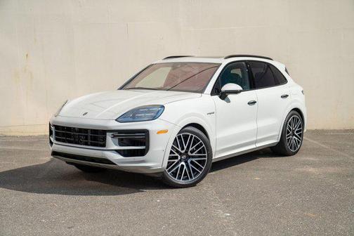 2025 Porsche Cayenne Cayenne Turbo E-Hybrid