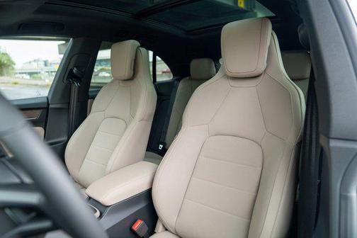 2025 Porsche Macan Electric