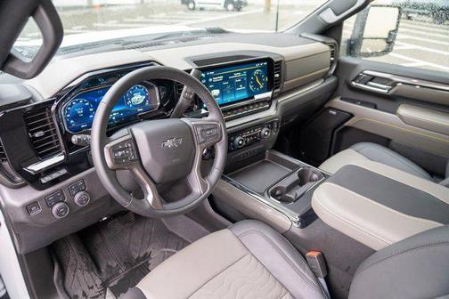 2024 Chevrolet Silverado 2500 4WD Crew Cab Standard Bed ZR2