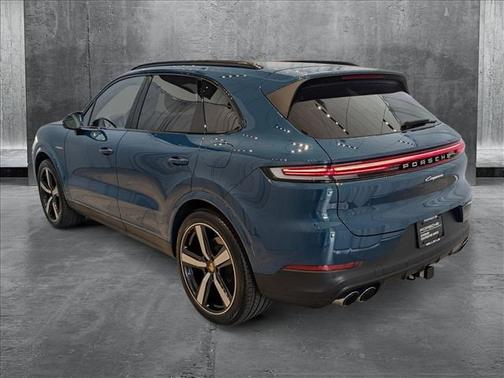 2024 Porsche Cayenne E-Hybrid S