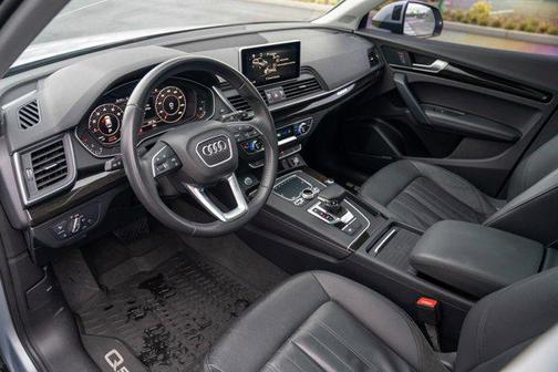 2020 Audi Q5 45 Premium Plus