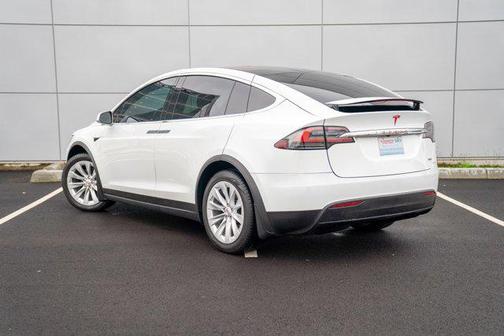 2017 Tesla Model X 75D