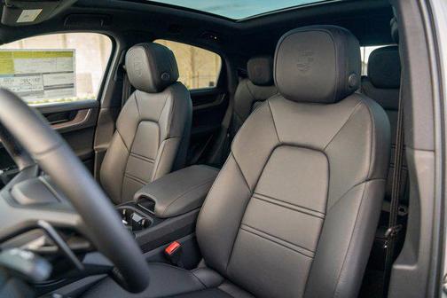 2026 Porsche Cayenne Cayenne E-Hybrid