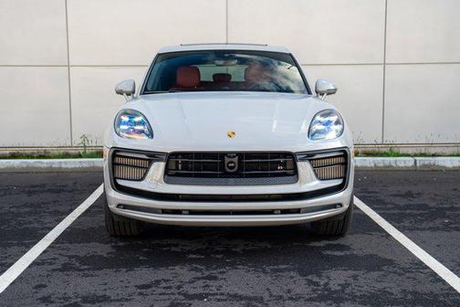 2026 Porsche Macan S